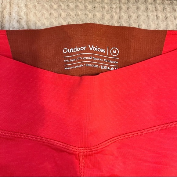Outdoor Voices Other - Very gently used Outdoor Voices Sweat Tech leggings - Size -‎ M